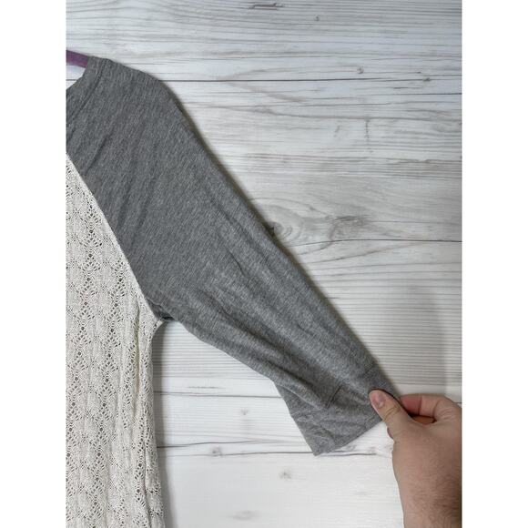 Abercrombie & Fitch Shirt Womens Small Gray White Raglan 3/4 Sleeve Lace Knit - Picture 3 of 9